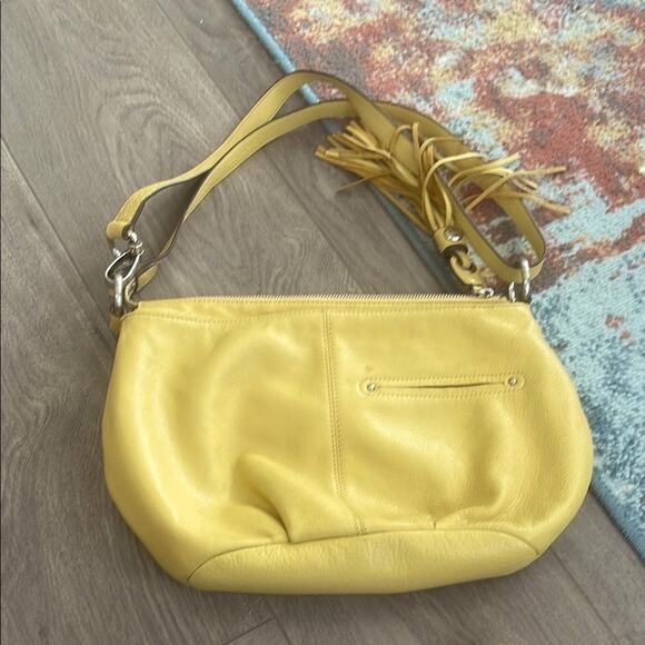 B Makouski woman's Yellow medium Leather Shoulder Bag - Picture 8 of 10